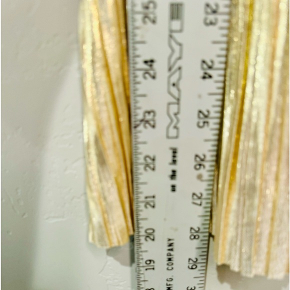 Gold Plisse Strappy V-Neck Tank Glittering Crepe Party Top SZ Medium NEW! - Picture 14 of 15